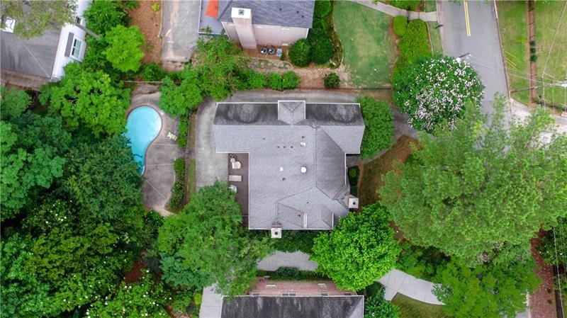 Sold $1,325,000 • Co-Listing Agent