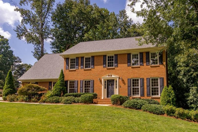 4951 Gladeway Ct, Stone Mountain, GA 30087 - photo 1