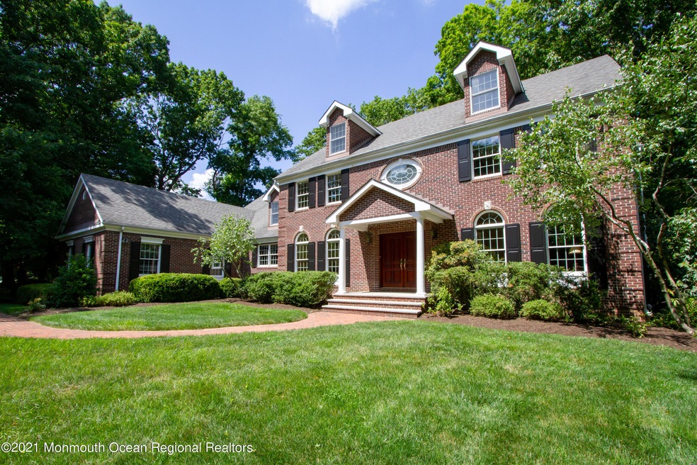 9 Raintree Ct, Holmdel, NJ 07733 - photo 1