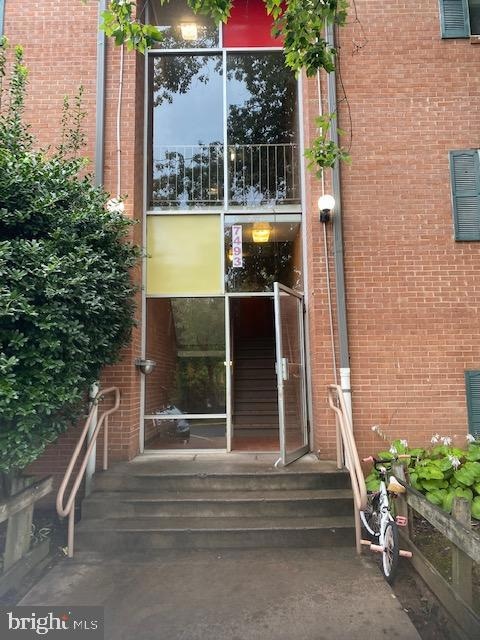 7493 Prince Charles Ct, Manassas, VA 20111 - photo 1