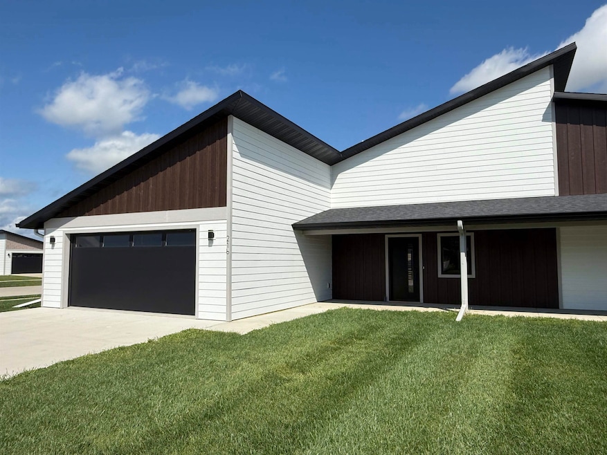 216 34th Ave W, Spencer, IA 51301 - photo 1