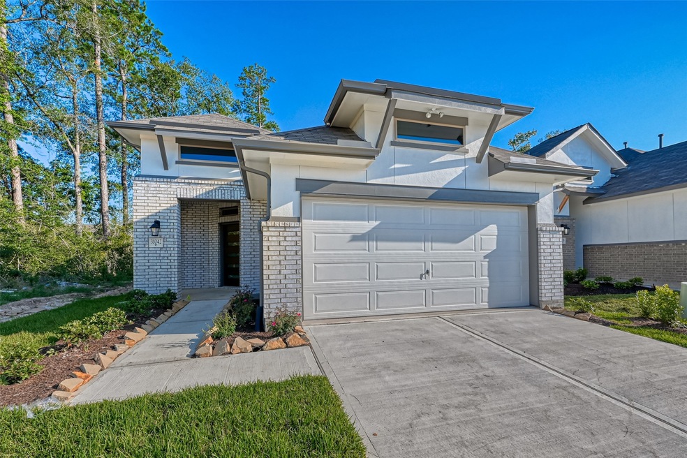 31042 Regal Elm Ln, Conroe, TX 77385 - photo 1