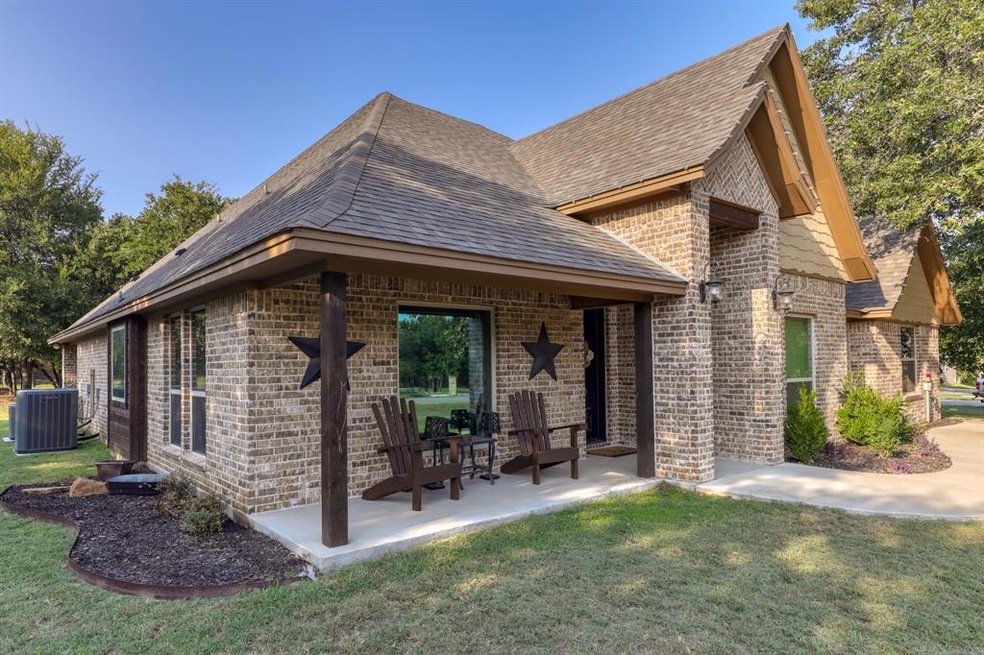 132 Eagle Dr, Lipan, TX 76462 - photo 1