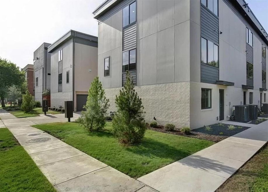 5604 Lindell Ave unit A, Dallas, TX 75206 - photo 1