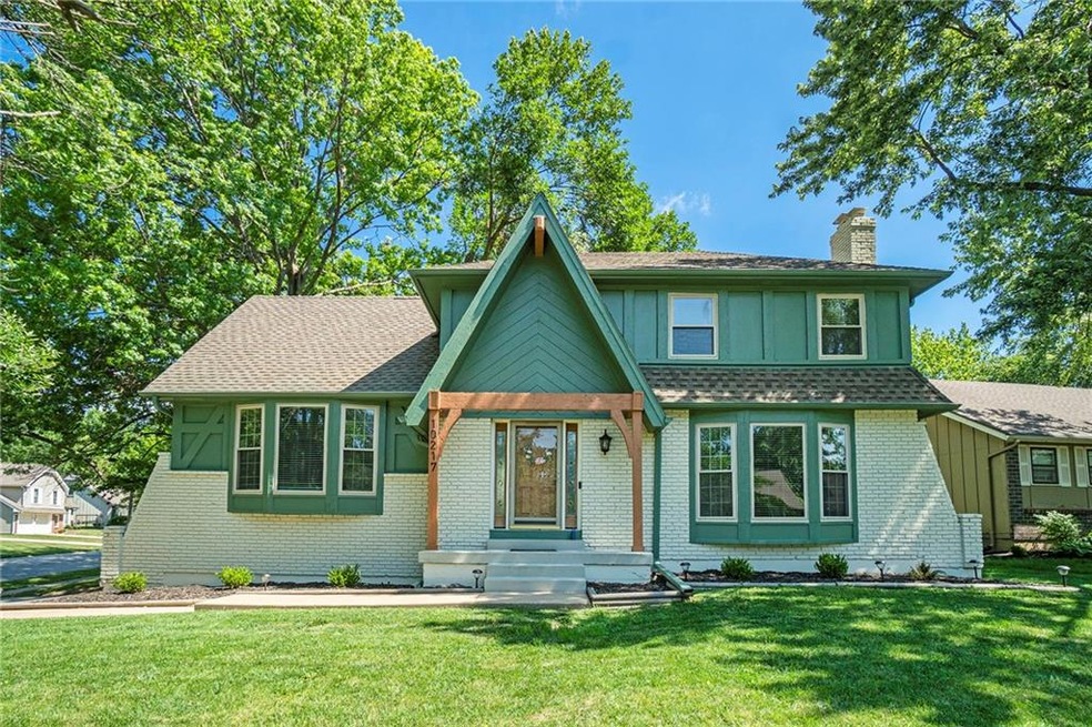 10217 Noland Rd, Lenexa, KS 66215 - photo 1