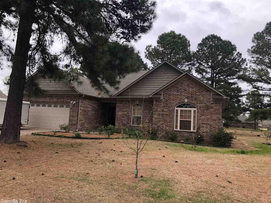 110 Griffin Dr, Beebe, AR 72012 - photo 1