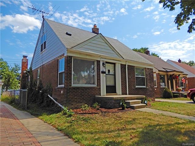 LARGE OVER 1500 SQ FT OAKWOOD HOSPITAL AREA BRICK 