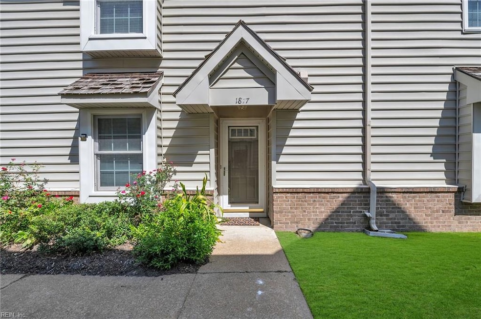 1877 Calash Way, Virginia Beach, VA 23454 - photo 1