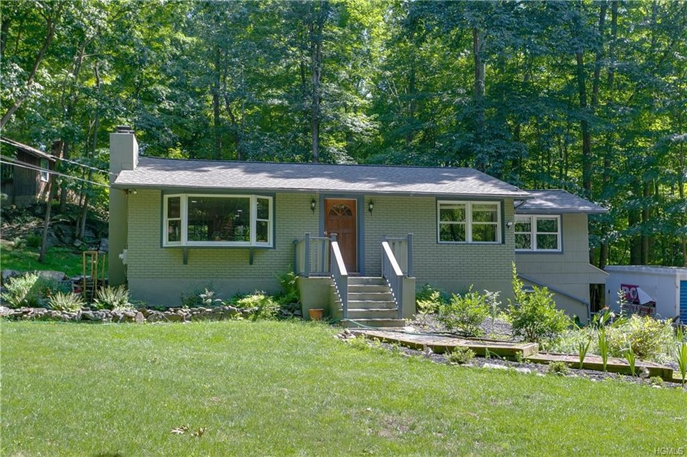 123 Colabaugh Pond Rd, Croton On Hudson, NY 10520 - photo 1