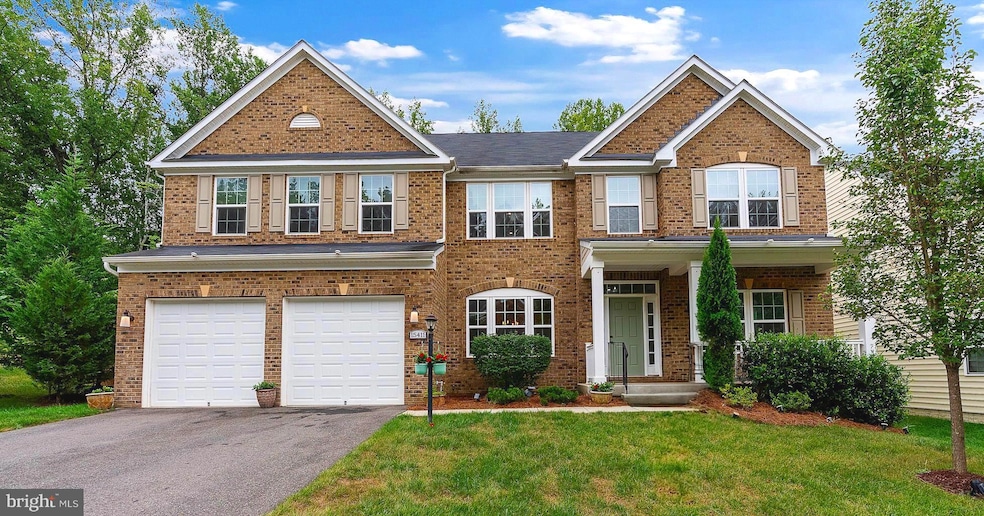 Under Contract $890,000