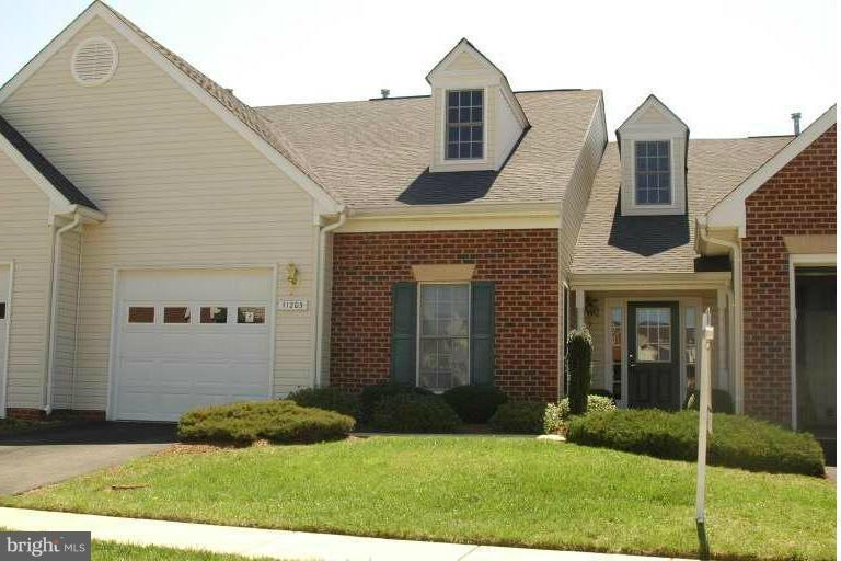 11203 Silversmith Ln, Fredericksburg, VA 22407 - photo 1