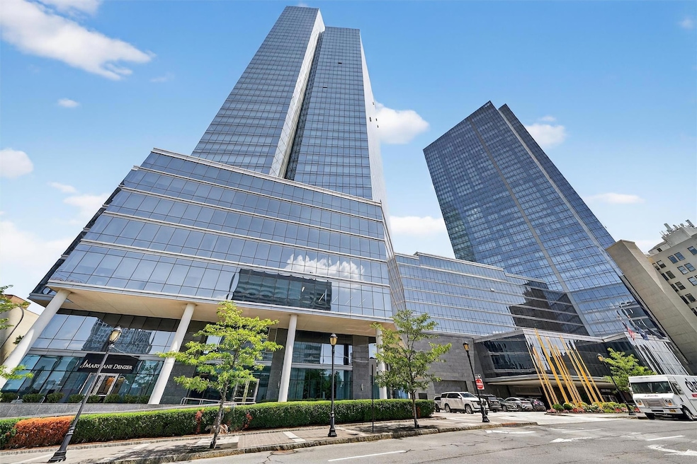 5 Renaissance Square unit 15C, White Plains, NY 10601 - photo 1