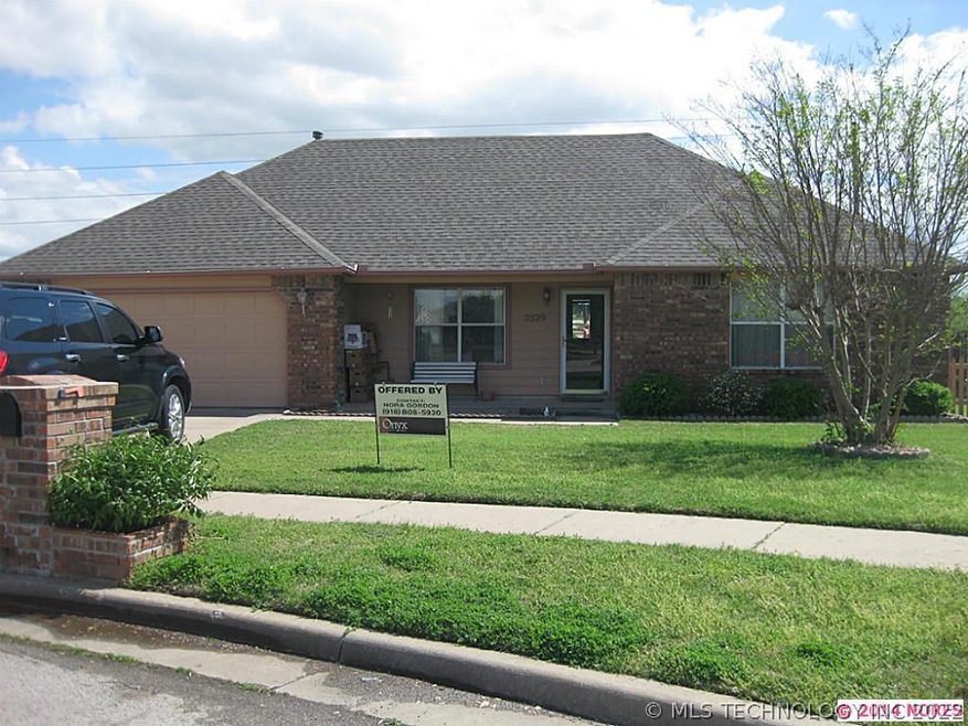 3529 E Oakridge St, Broken Arrow, OK 74014 - photo 1