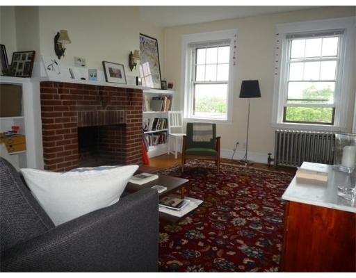 40 Linnaean St unit 12, Cambridge, MA 02138 - photo 1