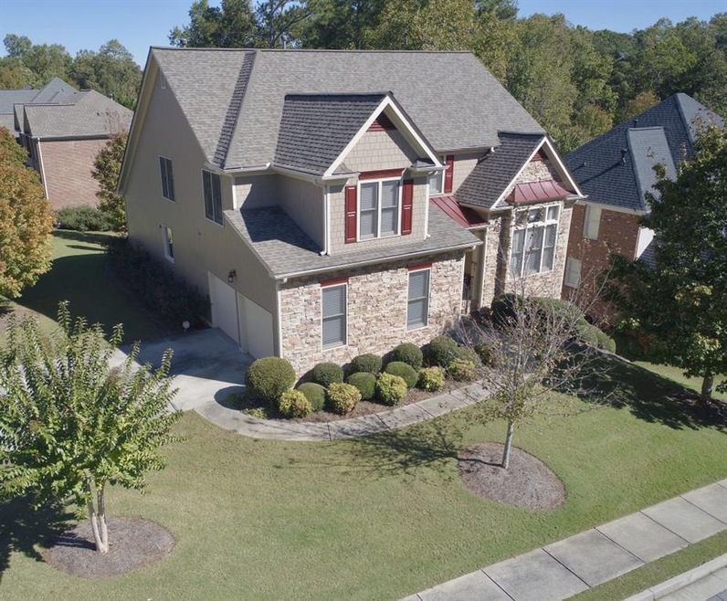 Come Home to this stately and well maintained resi