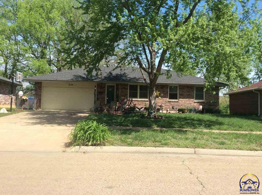 4124 SW 33rd Terrace, Topeka, KS 66614 - photo 1