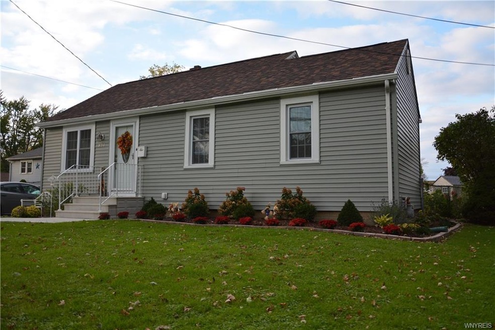 834 Revere Ave, North Tonawanda, NY 14120 - photo 1