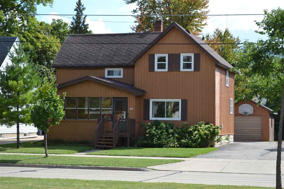 Covered Front Porch shared between both units