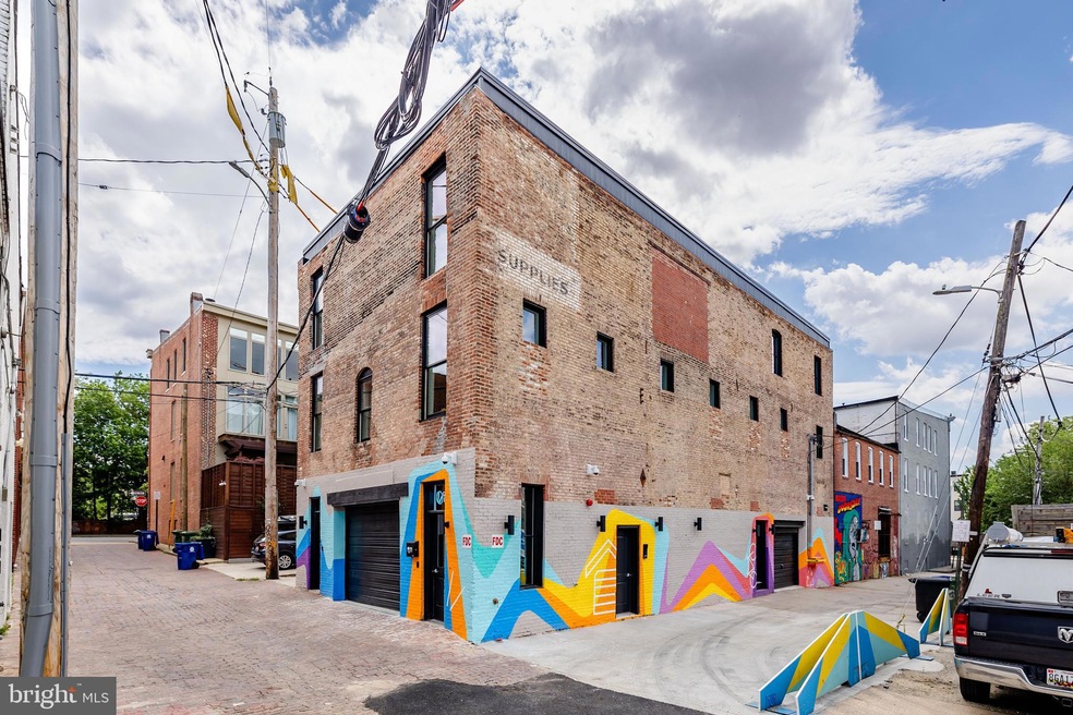 101 E Trenton St unit 1, Baltimore, MD 21202 - photo 1