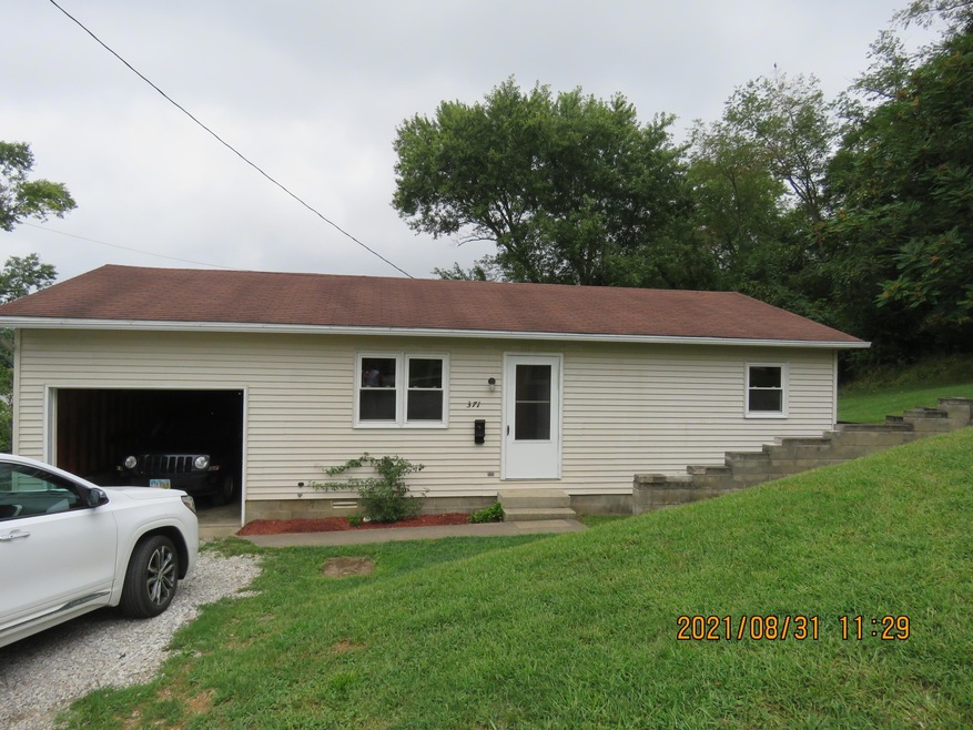 371 N Culver St, Logan, OH 43138 - photo 1