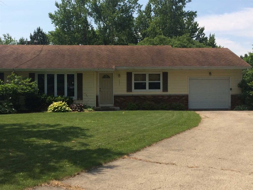 2433 White Oak Tr, Dunn, WI 53575 - photo 1