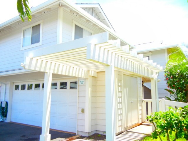 A wonderful end unit, which offers a private entry