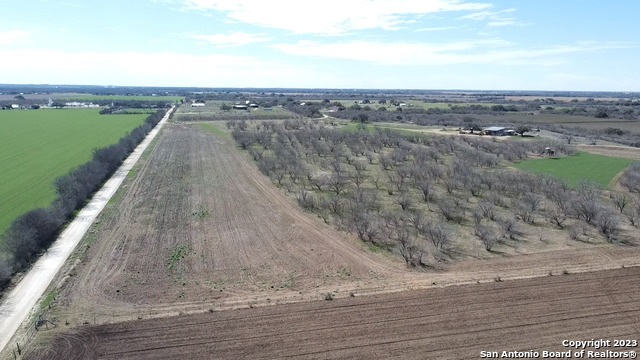 000 County Road 451, Hondo, TX 78861 - photo 1