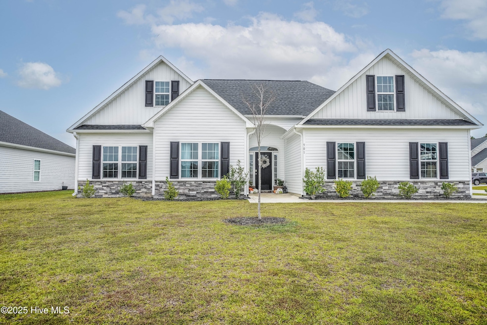 901 Nubble Ct, Sneads Ferry, NC 28460 - photo 1
