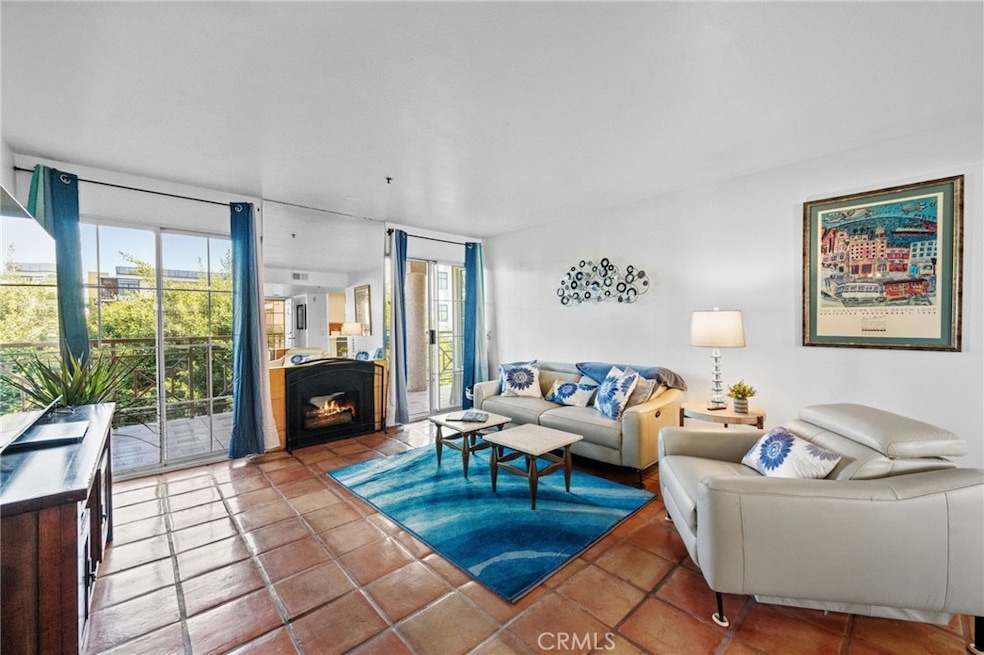 Pine Plaza unit 304, Long Beach, CA 90813 - photo 1