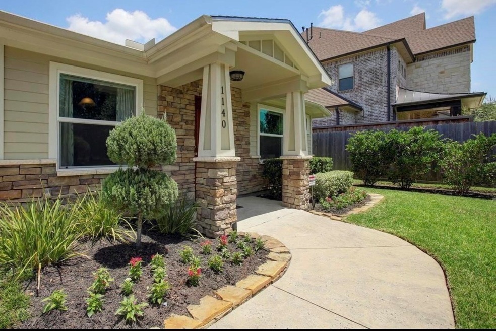 1140 Du Barry Ln, Houston, TX 77018 - photo 1