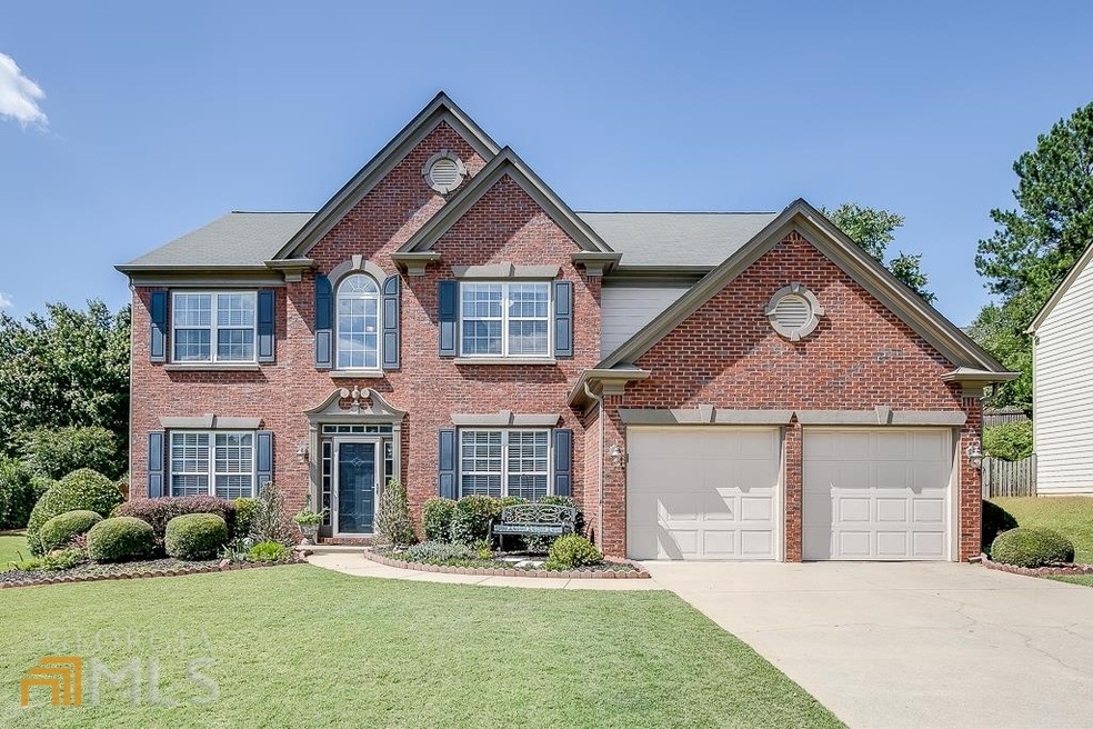 Beautiful home located in North Gwinnett High dist