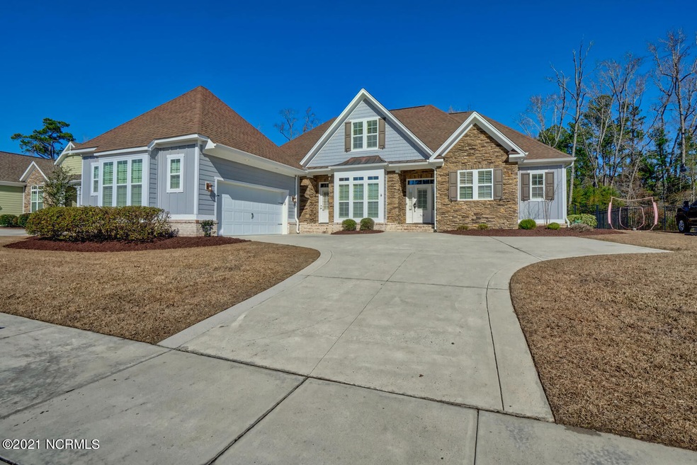 5621 Andrews Reach Loop-large-001-003-P5