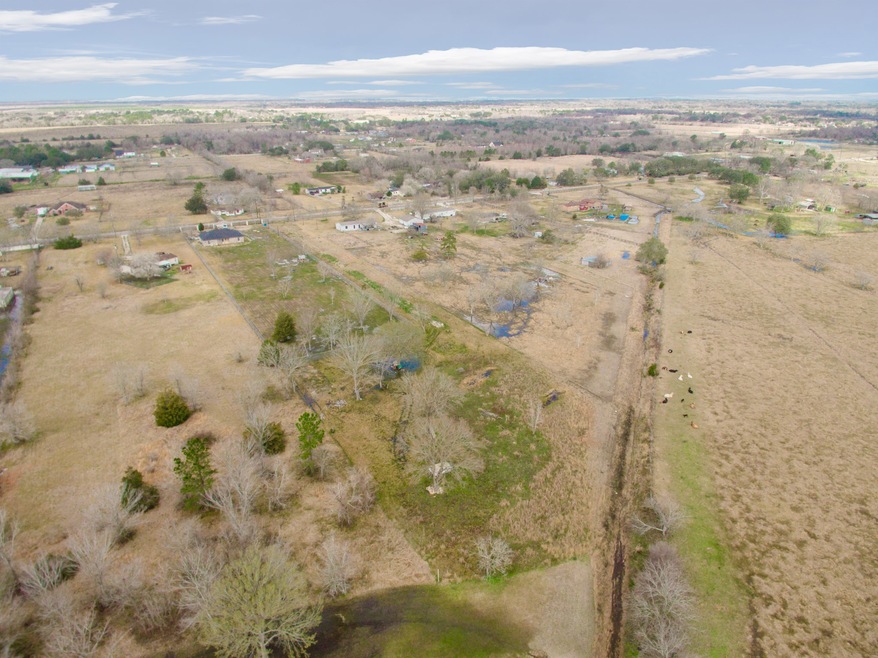 2913 County Road 179, Alvin, TX 77511 - photo 1