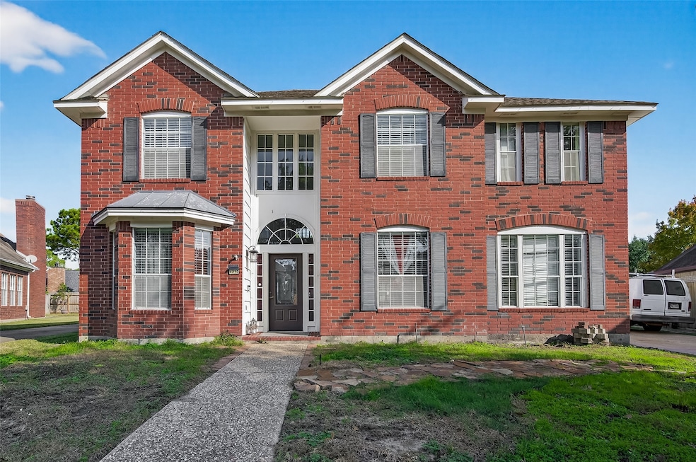 4218 Meadowchase Ln, Houston, TX 77014 - photo 1