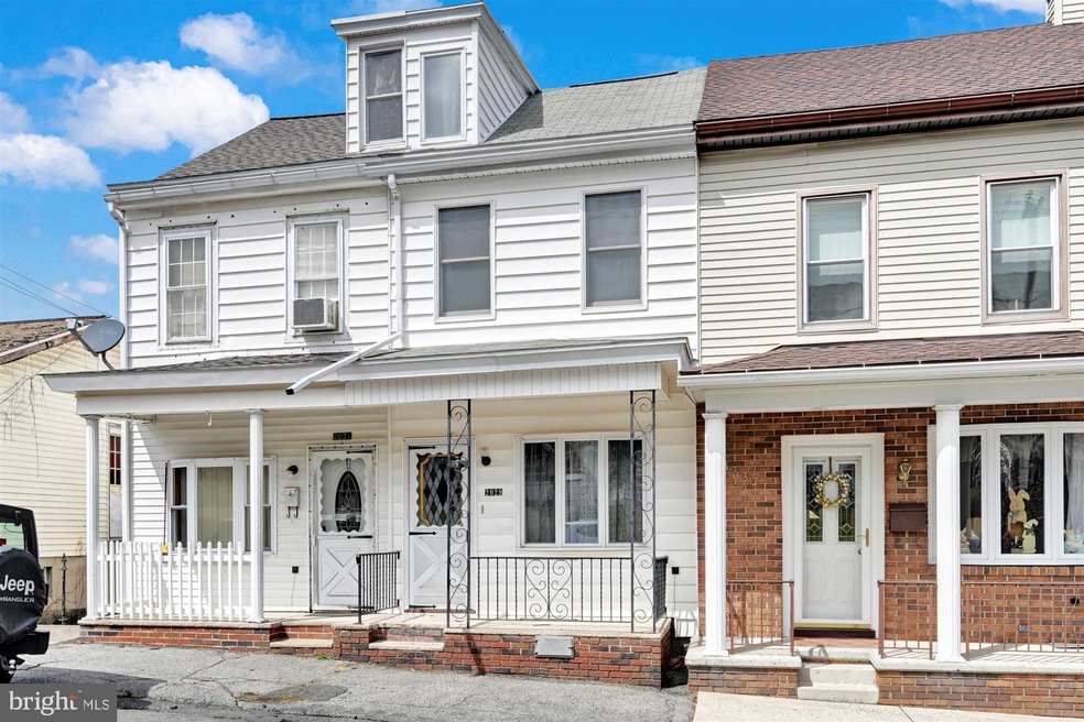 2029 Walnut St, Ashland, PA 17921 - photo 1