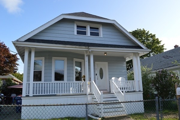 7 Winsor St, Fairhaven, MA 02719 - photo 1