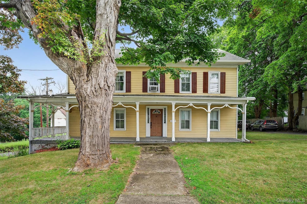 Sold $300,000 • Co-Listing Agent