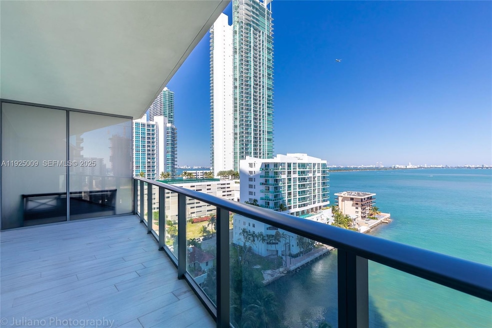 Icon Bay unit 607, Miami, FL 33137 - photo 1