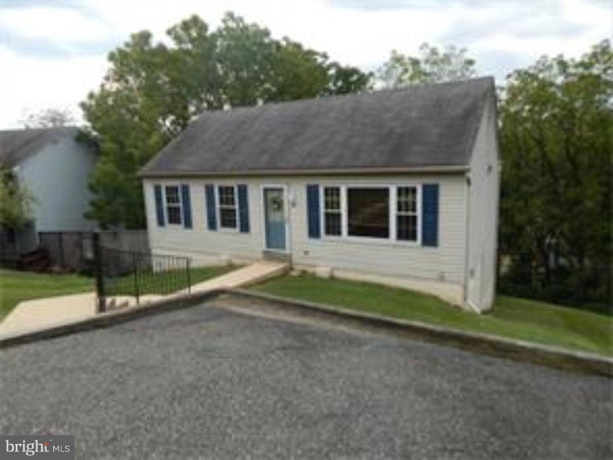 18 Alans Ln, Boyertown, PA 19512 - photo 1