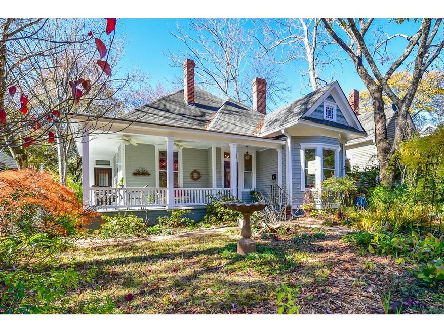 Beautiful Grant Park Victorian