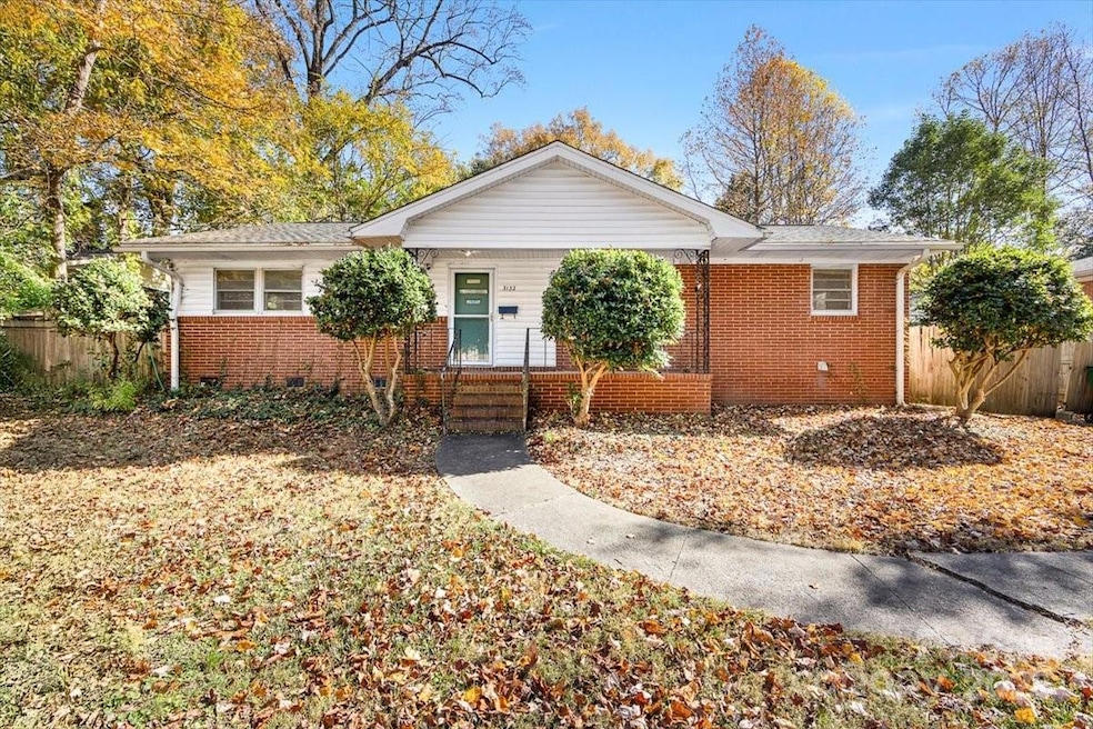 Under Contract $300,000 • Co-Listing Agent