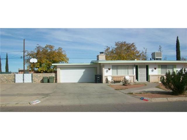15090 Homestead Dr, El Paso, TX 79928 - photo 1