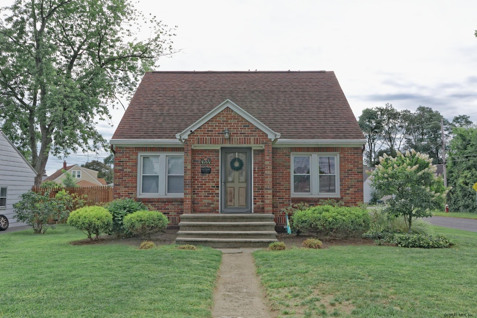 1241 Palma Ave, Schenectady, NY 12306 - photo 1