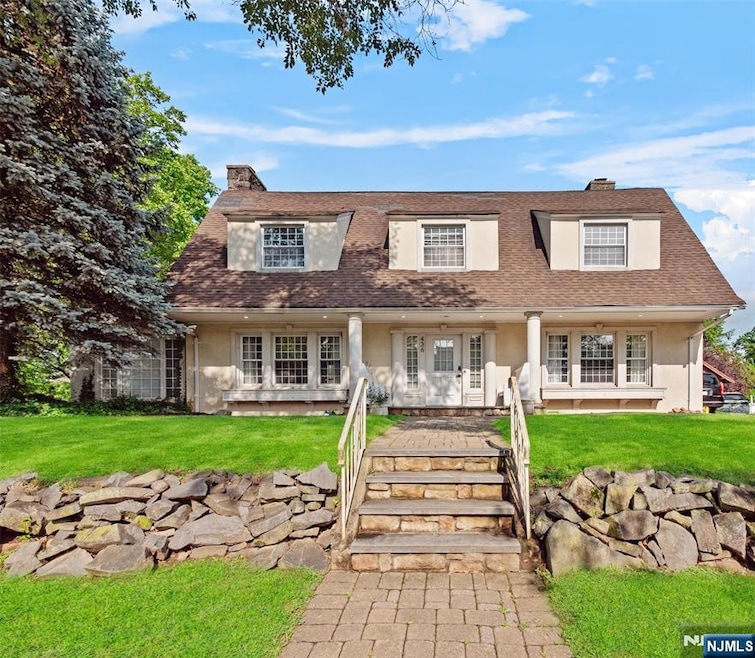 436 Summit Ave, Hackensack, NJ 07601 - photo 1