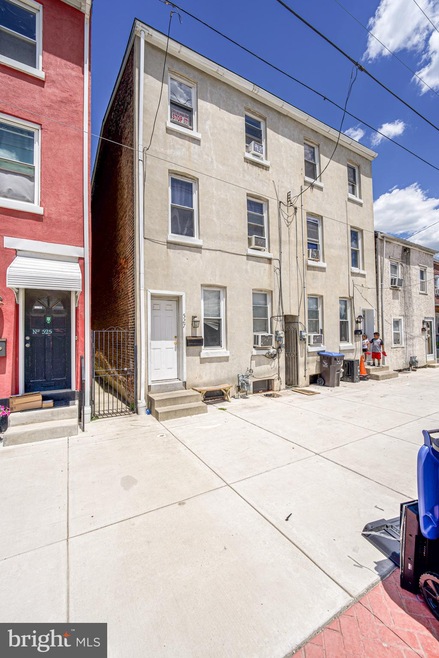 527 E Lafayette St, Norristown, PA 19401 - photo 1