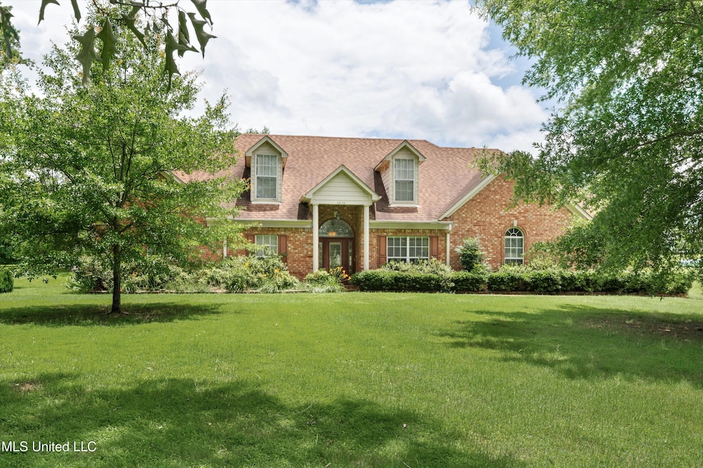 2870 Allyson Gene Cove, Byhalia, MS 38611 - photo 1