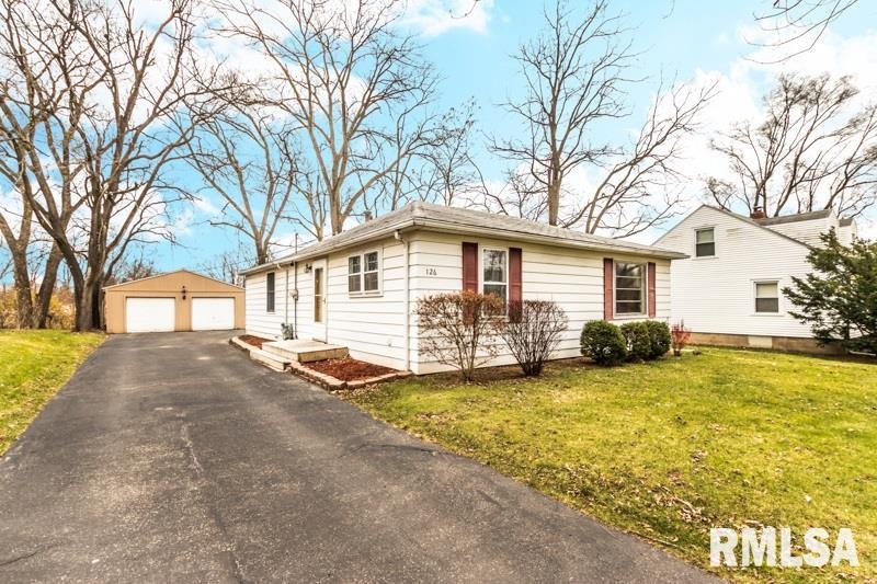 126 N Eisele Dr, Peoria, IL 61604 - photo 1