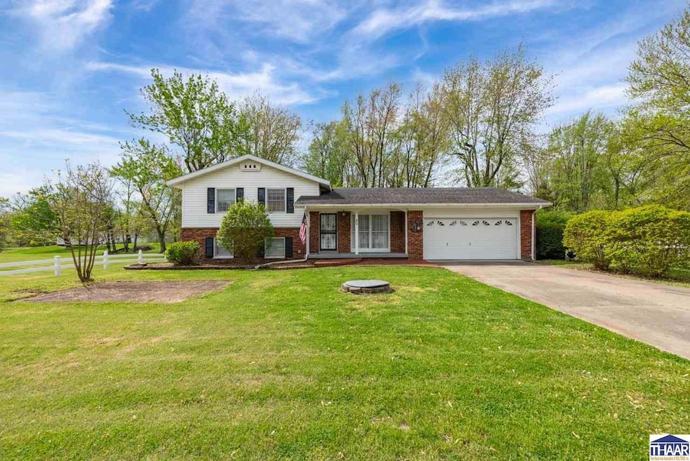 706 E Heap St, Farmersburg, IN 47850 - photo 1