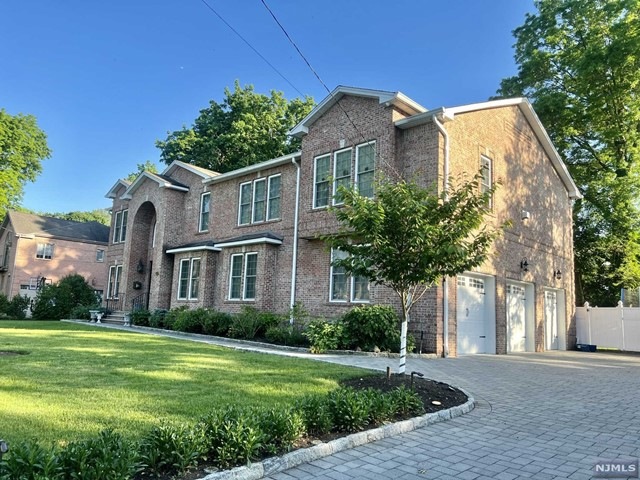 37 Ross Ave, Demarest, NJ 07627 - photo 1