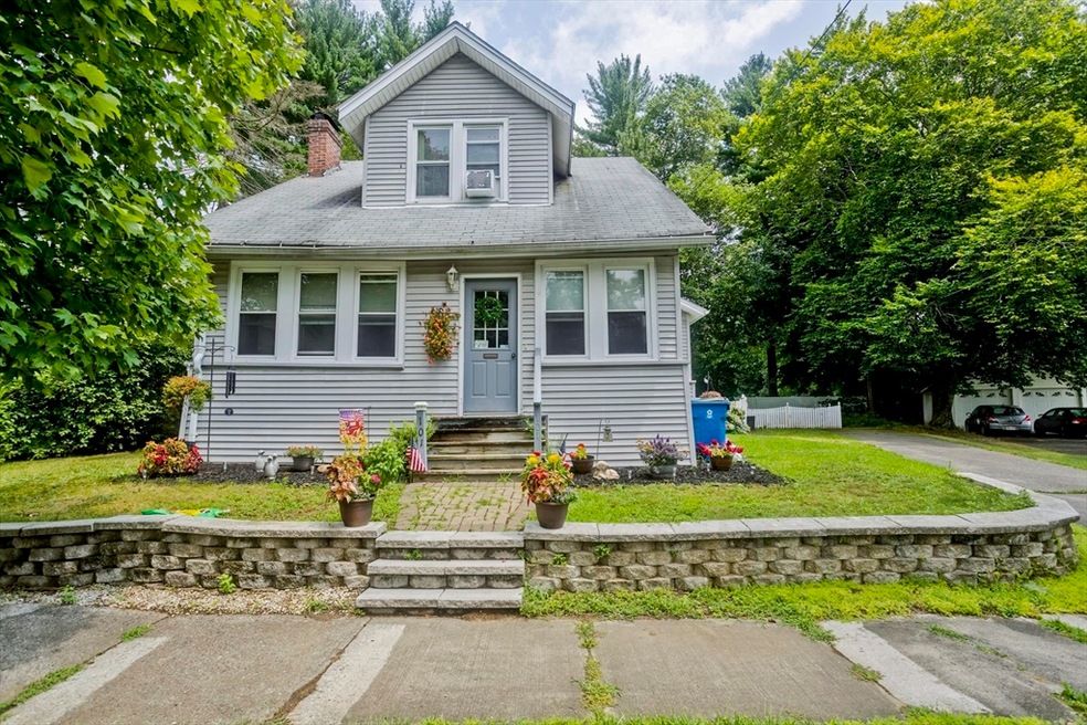 101 Nelson St, West Springfield, MA 01089 - photo 1